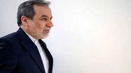 عراقجي يدعو دول الجوار للاعتماد على الذات ومواجهة التحديات المشتركة