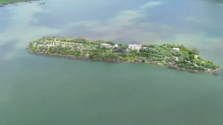 سوريا.. قرية وطا الشير تتحول إلى جزيرة معزولة في اللاذقية