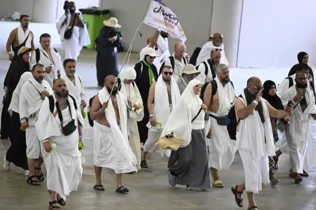 ملامح العيد في منى... بهجة التمام تلتقي بروح العيد في صعيد واحد