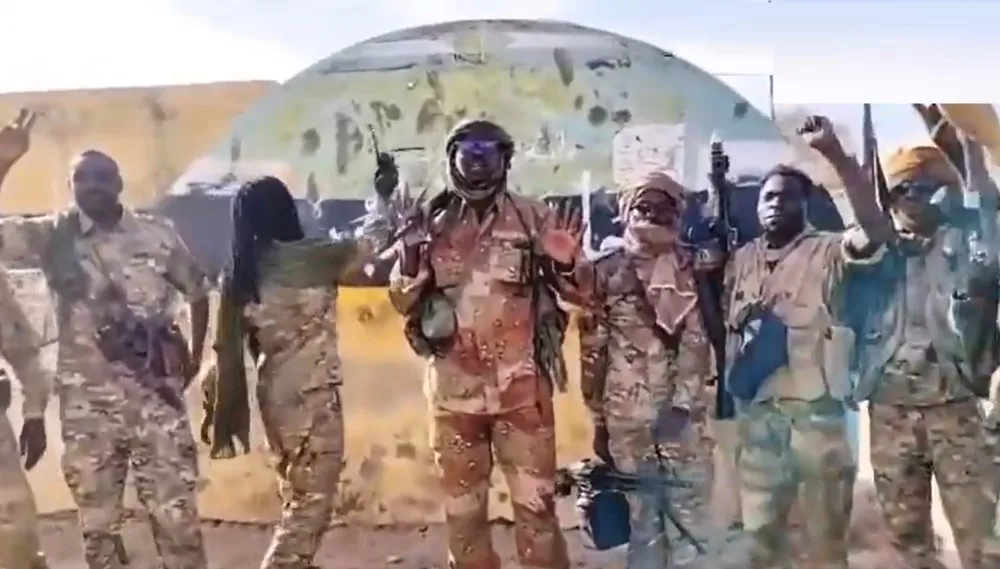 قوات متحالفة مع الجيش السوداني تسيطر على مدينة "كلبس" غرب دارفور