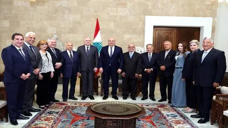 عون: الجيش والدولة وليس الأحزاب من يحمي لبنان.. ولن أفرط بالجنوب أو حقوقه