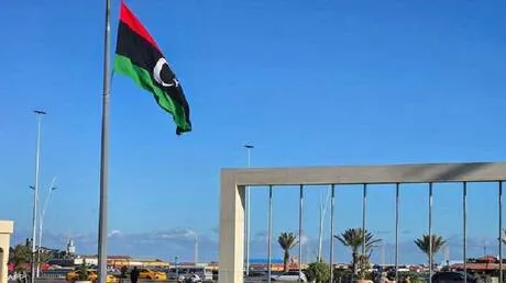 رويترز: باكستان تدخل على خط الأزمة الليبية بوساطة بين حكومتي الشرق والغرب
