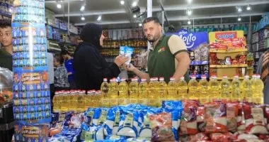 إقبال كبير على مهرجان "خير مصر لأهل مصر" بمنافذ "سوبر توفير".. والمواطنون يشيدون بجودة السلع والأسعار التنافسية