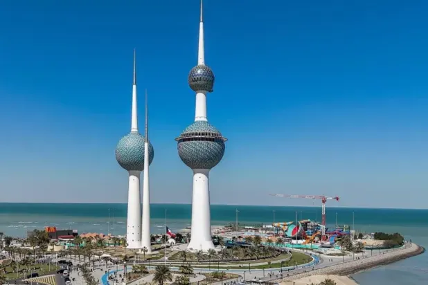 الكويت تُحبط تسللاً بحرياً وتضبط 4 أشخاص في مياهها الإقليمية