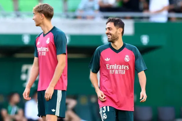 برناردو سيلفا سعيد بظهوره الأول مع ريال مدريد