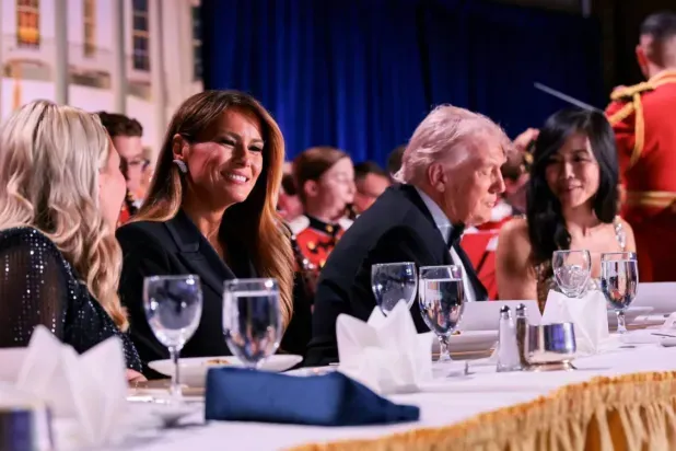 السعودية تستنكر إطلاق النار الذي استهدف حفلاً حضره الرئيس الأميركي