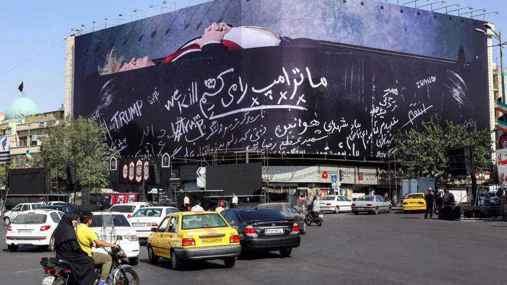 هدوء حذر بين واشنطن وطهران واستمرار التصعيد بين الحوثيين والسعودية
