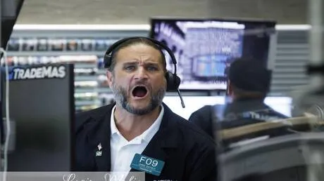 دعوى قضائية ضد الرئيس ترامب – من يقف وراءها؟