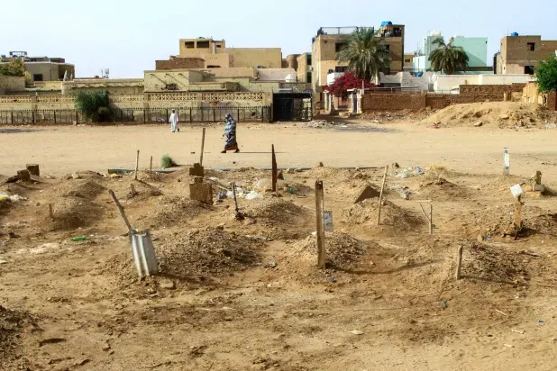 مقتل 25 شخصاً بقصف لمركبات مدنية في السودان