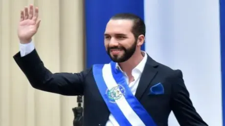 السلفادور.. الحزب الحاكم يرشح نجيب بوكيلي لولاية رئاسية ثالثة