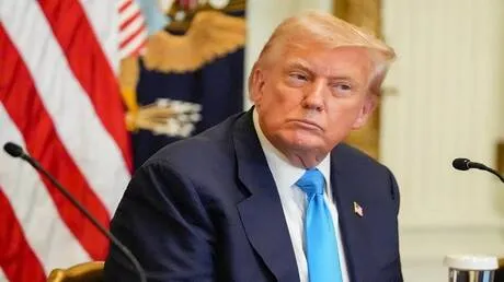 ترامب يهدد بإضافة اتهامات جديدة لدعواه ضد "نيويورك تايمز" ويصف تغطيتها لإيران بـ"الخيانة العظمى"
