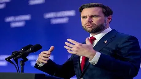 نائب الرئيس الأمريكي: سنرد بقوة إذا استهدفت إيران السفن في هرمز.. ولن أخبركم بما سيحدث الليلة تحديدا