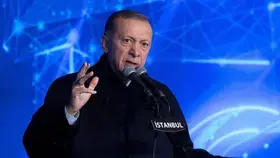 أردوغان يعتذر عن تأخر وصول الإغاثة بعد الزلزال