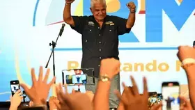 فوز المحافظ خوسيه راؤول مولينو بالانتخابات الرئاسية في بنما
