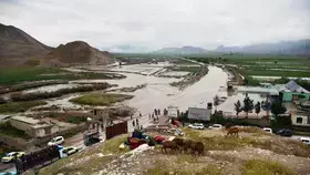 فيديو | 200 قتيل بسبب فيضانات مفاجئة في أفغانستان