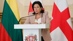 رئيسة جورجيا تستخدم الفيتو ضد قانون «التأثير الأجنبي» المثير للجدل
