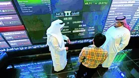 الأسهم الخليجية.. المؤشر السعودي يتراجع 0.56% وبورصة الكويت في عطلة