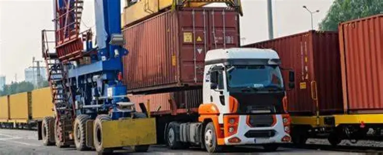 طبليات لتعزيز إجراءات التفتيش والتدقيق الأمني بالموانئ طبليات لتعزيز إجراءات التفتيش والتدقيق الأمني بالموانئ