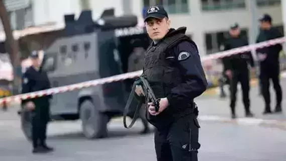 تركيا تعتقل 36 شخصاً للاشتباه في صلتهم بتنظيم إرهابي