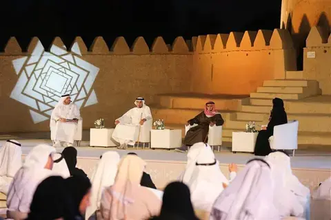 طحنون بن محمد.. «الغائب الحاضر» في مهرجان العين للكتاب