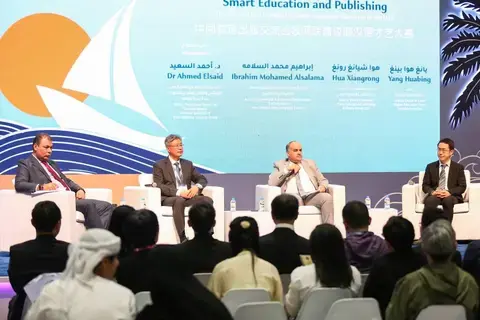 اللغة الصينية في الإمارات: تعليم ذكي وشراكات عابرة نحو المستقبل اللغة الصينية في الإمارات: تعليم ذكي وشراكات عابرة نحو المستقبل