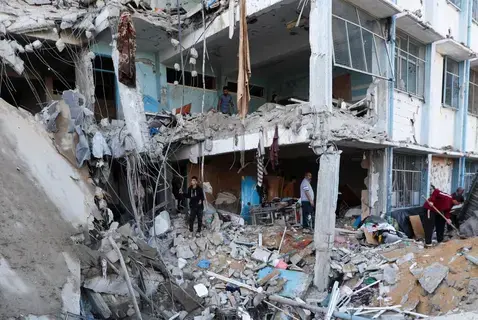 مقتل 11 فلسطينياً في غارتين إسرائيليتين على غزة مقتل 11 فلسطينياً في غارتين إسرائيليتين على غزة