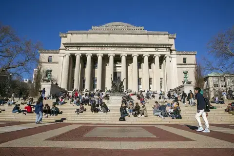 بسبب دعمهم لفلسطين.. جامعة كولومبيا توقف أكثر من 65 طالباً عن الدراسة بسبب دعمهم لفلسطين.. جامعة كولومبيا توقف أكثر من 65 طالباً عن الدراسة