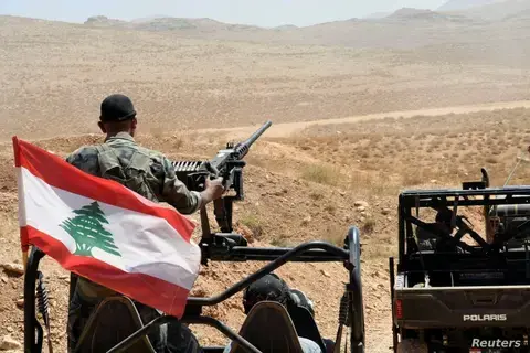 اتصال مريب يُجبر الجيش اللبناني على إخلاء منزل اتصال مريب يُجبر الجيش اللبناني على إخلاء منزل