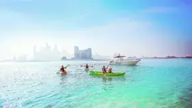 أنشطة بحرية ترفيهية بعروض مميزة للاستمتاع بصيف دبي