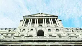 في أكبر زيادة منذ 1995.. بنك إنجلترا يرفع الفائدة بمقدار 50 نقطة أساس