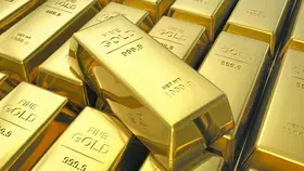 الذهب يستقر عند أعلى مستوياته في شهر