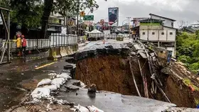 19 قتيلاً في حادث انزلاق تربة في إندونيسيا