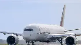 «طيران الإمارات» تتسلم أولى طائراتها الإيرباص A350