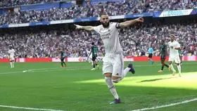 بنزيمة يقود ريال مدريد إلى الفوز على ألميريا