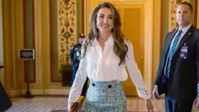 4 إطلالات لافتة للملكة رانيا خلال جولتها الأميركيّة