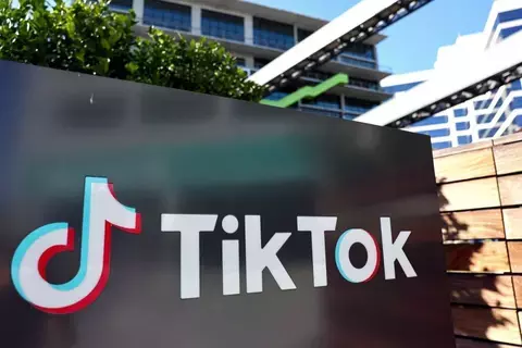 رجل أعمال كندي يعتزم شراء منصة TikTok