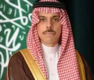 وزير الخارجية ونظيره الأمريكي يبحثان هاتفيا التطورات الإقليمية والدولية وزير الخارجية ونظيره الأمريكي يبحثان هاتفيا التطورات الإقليمية والدولية