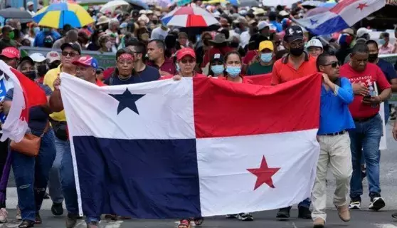 حواجز طرق جديدة ومحاولات نهب خلال الاحتجاجات في بنما