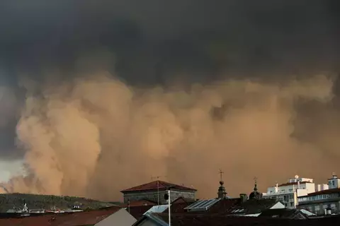 حرائق الغابات تتواصل في إسبانيا
