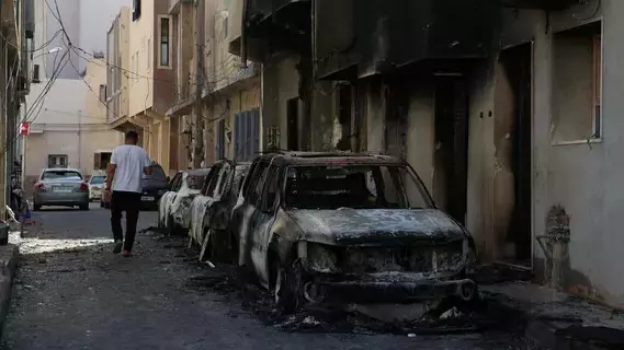 اندلاع اشتباكات عنيفة في العاصمة الليبية طرابلس
