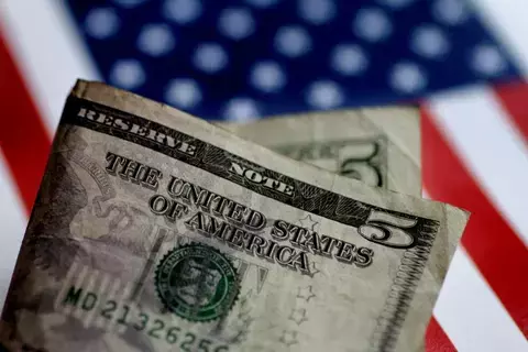 الدولار يتوقف عن الصعود و«الأسترالي» يصعد بفضل توقعات تشديد نقدي
