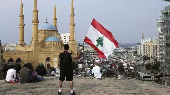 أزمة «الشتوي» و«الصيفي» بلبنان.. الحكومة تمدد والمؤسسات ترفض والمواطن تائه