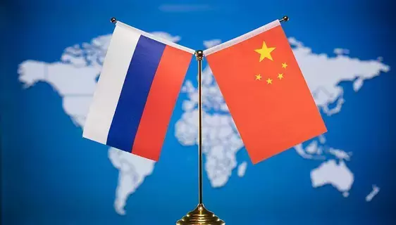 الصين تغازل روسيا: تقدر جهودنا في تعزيز السلام