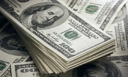 الدولار تحت الضغط بسبب الرهانات على خفض أسعار الفائدة الدولار تحت الضغط بسبب الرهانات على خفض أسعار الفائدة
