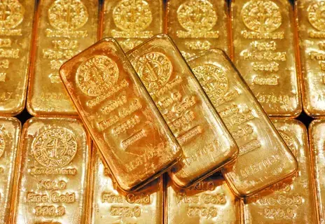 تراجع الذهب مع صعود الدولار والتركيز على بيانات التضخم الأمريكي تراجع الذهب مع صعود الدولار والتركيز على بيانات التضخم الأمريكي