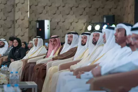 سلطان بن أحمد القاسمي يكرم الفائزين في مناهزات اللغة العربية