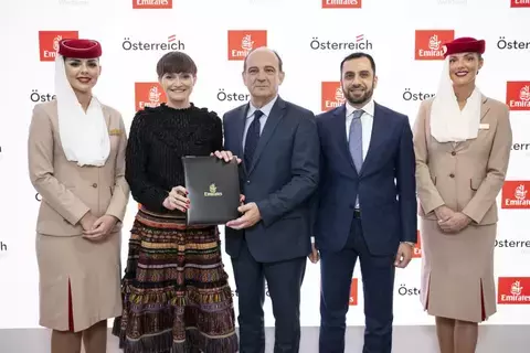 طيران الإمارات تتعاون مع سياحة اليونان والنمسا لتعزيز السفر طيران الإمارات تتعاون مع سياحة اليونان والنمسا لتعزيز السفر