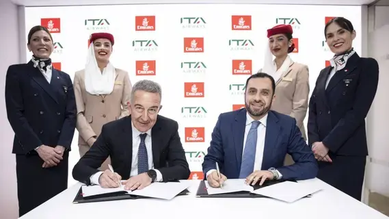 شراكة كاملة لطيران الإمارات مع «آي تي إيه» الإيطالية شراكة كاملة لطيران الإمارات مع «آي تي إيه» الإيطالية