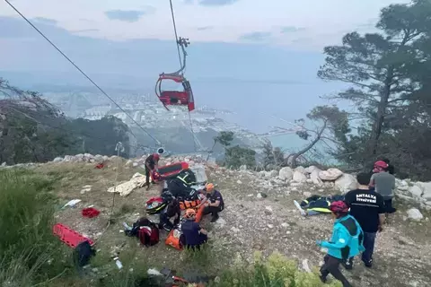 مقتل شخص بحادثة تلفريك في تركيا