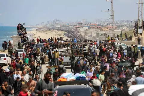 بالرصاص والقذائف.. إسرائيل تقمع محاولات عودة سكان شمال غزة